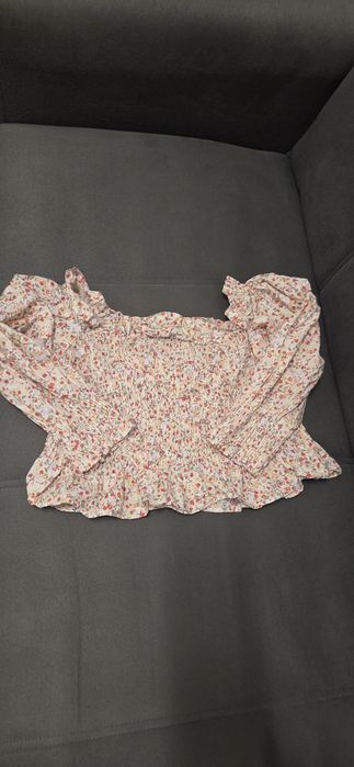 Bluza Zara,marimea L stare foarte buna