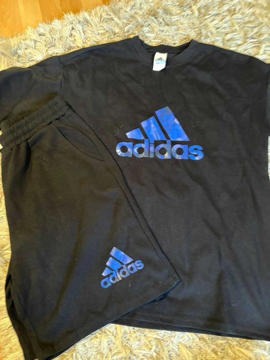 compleu adidas marimea L