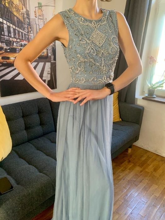 Нова бална рокля с ефектен гръб S