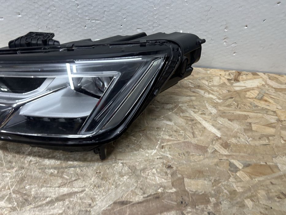 Far faruri Audi A4 B9 full led 8W0 stanga 2015-2019