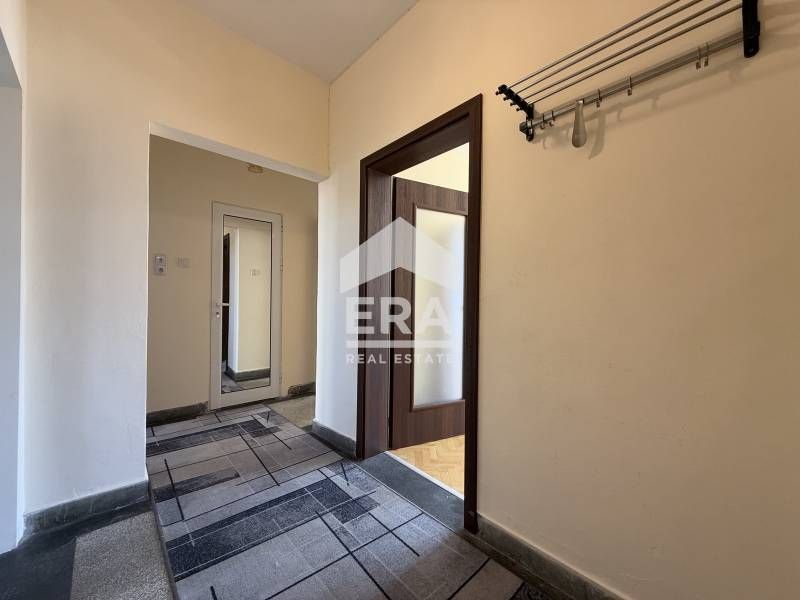 Продава се Тристаен апартамент в София, Гео Милев - 82 кв.м за 3903 €/кв.м - Снимка #4