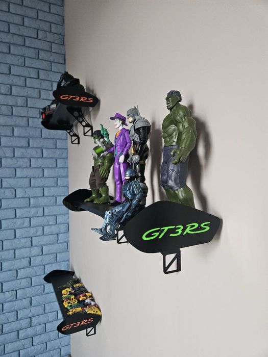 Настенные полки-спойлер