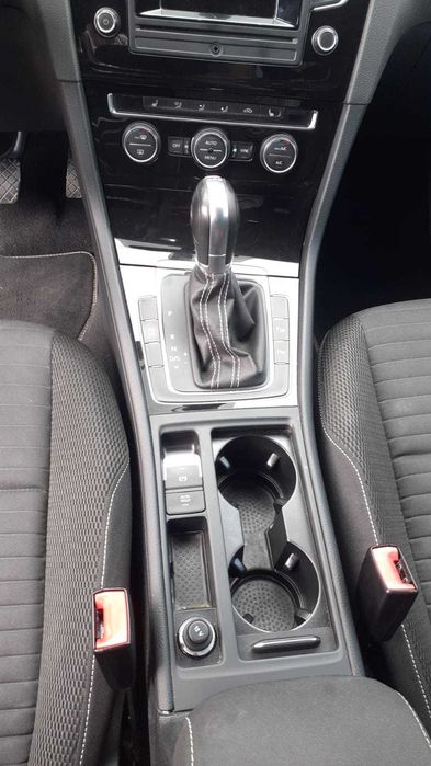 VW Golf 7 2015 c. automata - 250000 km 1.6 TDI, 105 cai