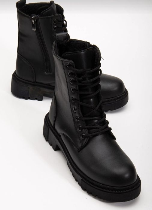 Дамски ватирани боти 37 номер НОВИ