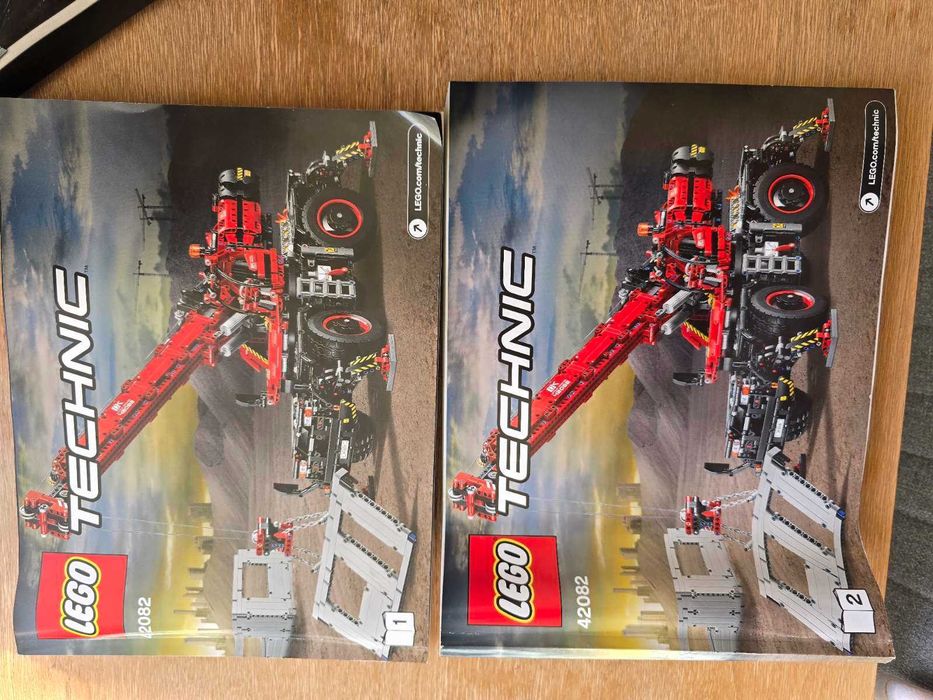 LEGO Technic The Big Red 42082