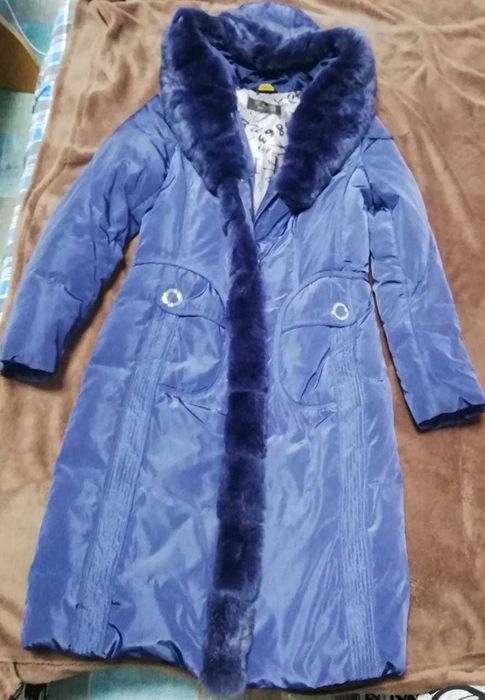 Продам пуховик женский