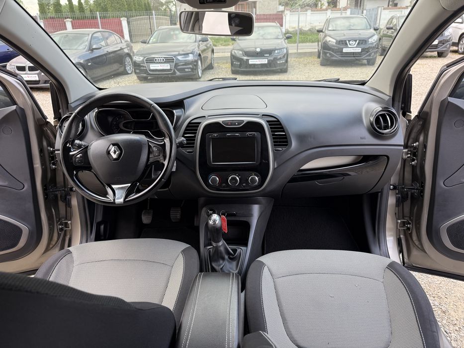Renault Captur 1.5 DCi 90 CP Euro 6B 11/2016 SE POATE IN RATE