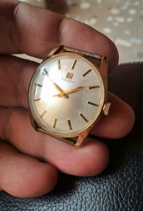 Стар механичен часовник Tissot-Работи