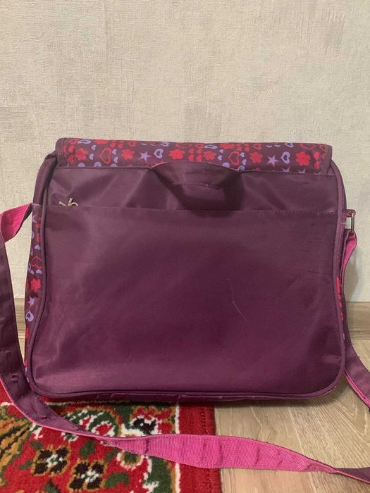 Продам сумку для девочки