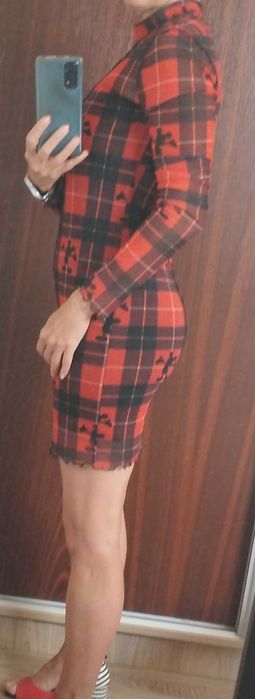 рокля Bershka, размер S