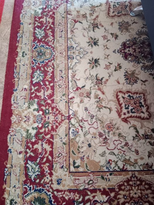 Продам 2 ковра  натуральный б/у