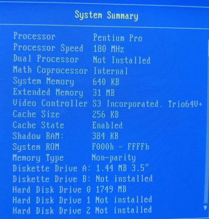 Ретро компютър IBM Personal Computer 365