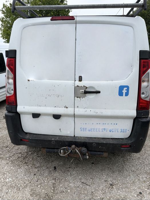 На части Citroen Jumpy 2015г 1.6hdi ръчка код JBDF багажник теглич 66kw 89кс Ситроен Джъмпи