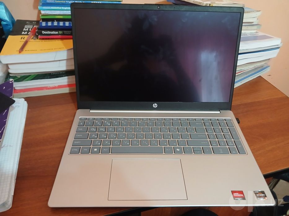 Kamyuter sotiladi ! Hp windows 11 pro versiyadi 1 oy buldi olinganiga