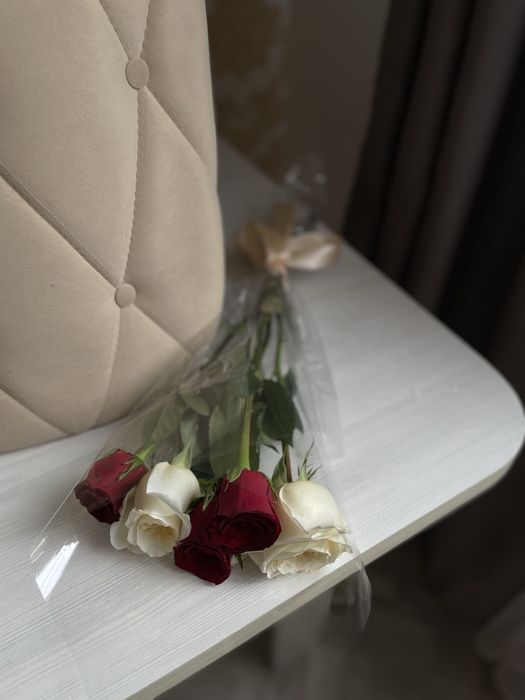 Гүл сатылады роза