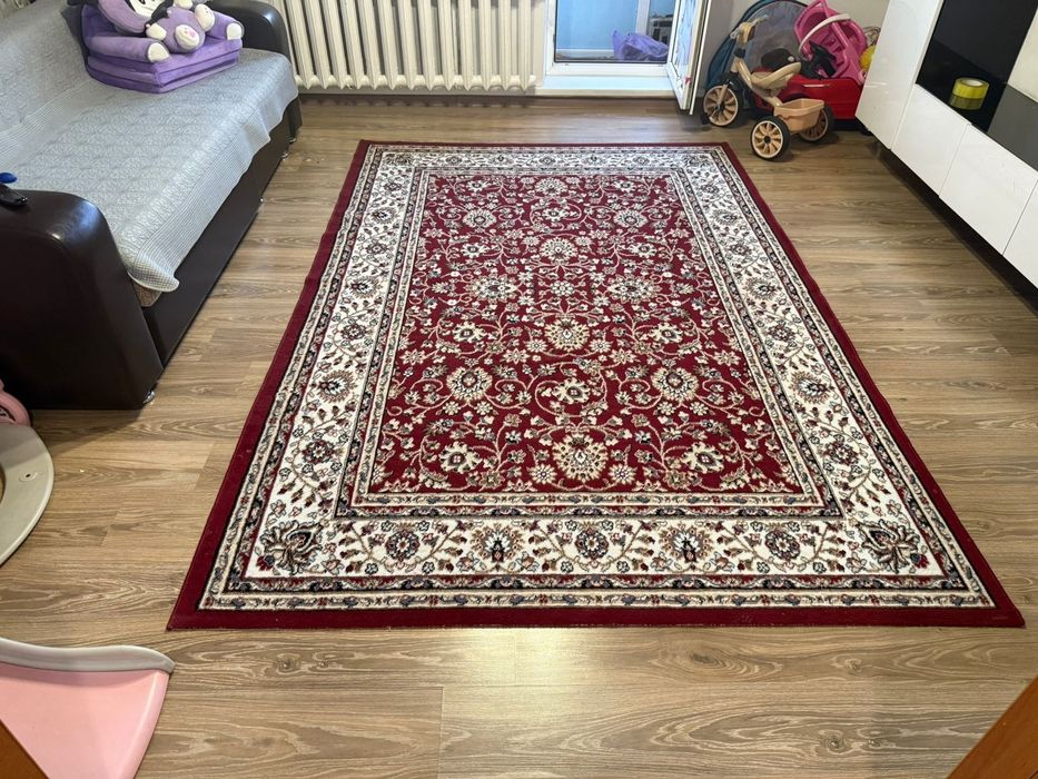 Продам ковёр 2х3