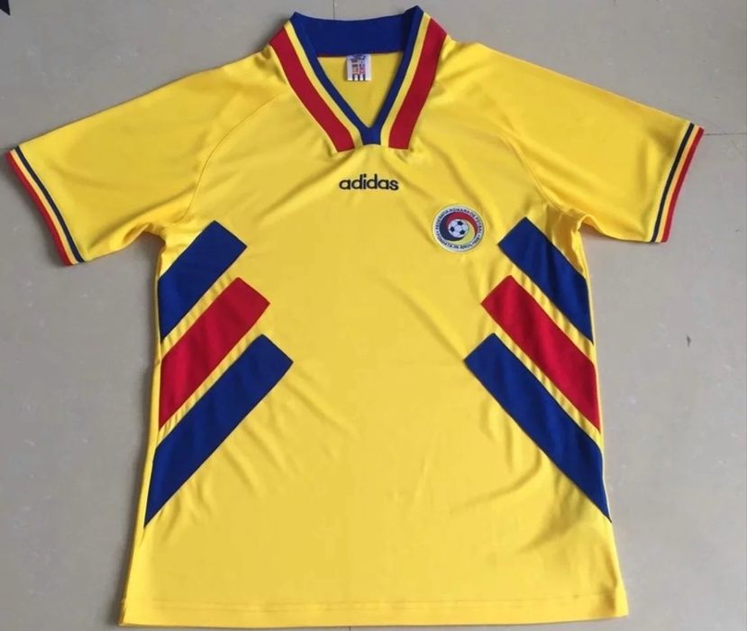 Tricouri de fotbal cu naționala României