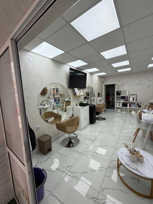 Фризьорски салон