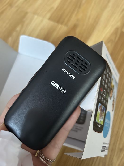 telefon nou maxcom