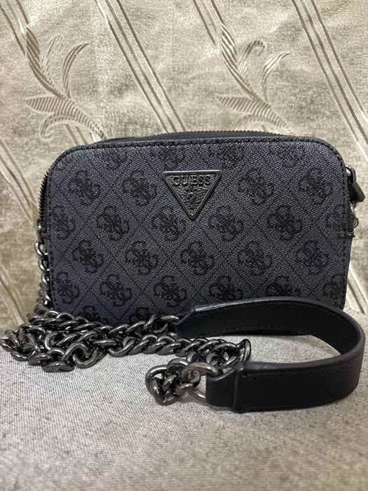 Чанта с дълга дръжка Guess