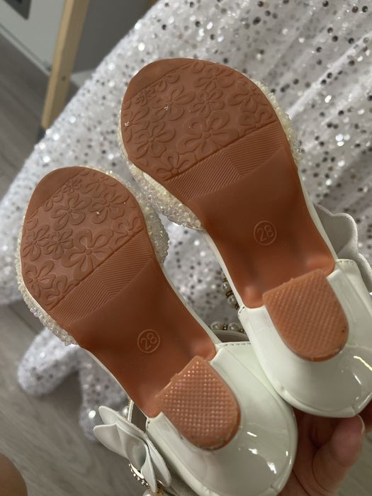 Детское нарядное платье