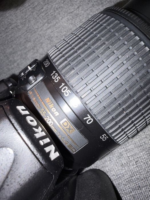 Nikon D3100  - 55-200mm