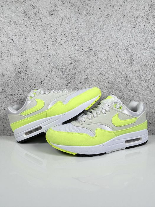 Nike Air Max 1 ‘87 Volt Suede