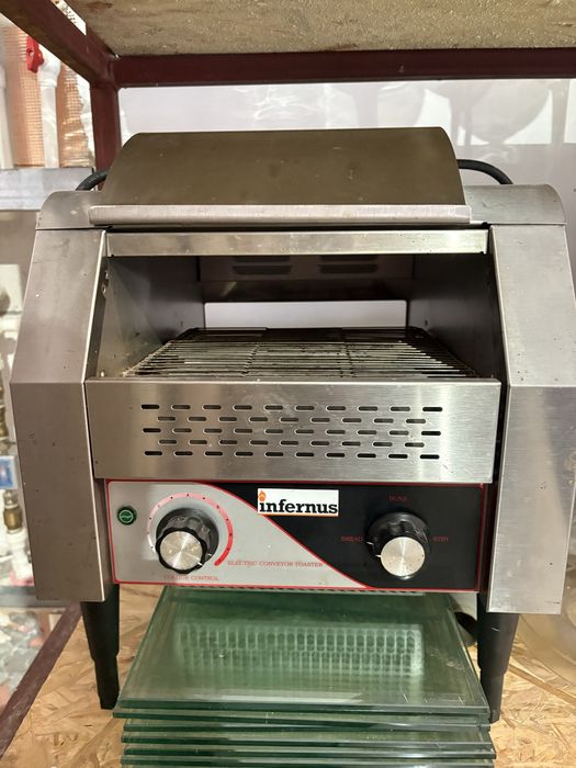 Toaster profesional cu bandă Infernus – prăjitor pâine și chifle
