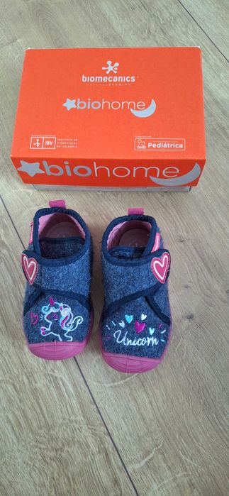 Pantofi Biomecanics marimea 21, ca noi