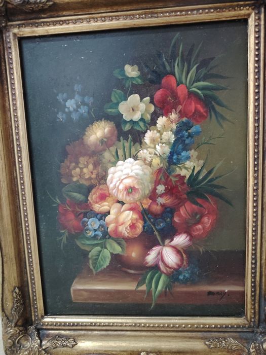 Lucrare în ulei,natură statică cu un buchet de flori într-o vază, realizat în stil clasic. 
Tehnică: Pictură în ulei pe lemn sau mat