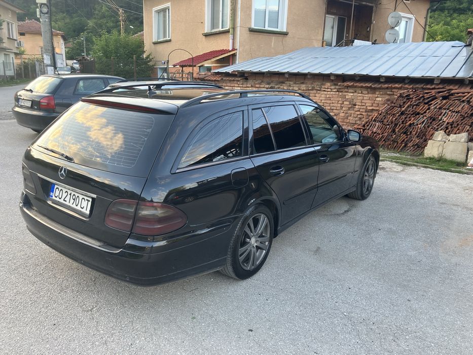 Мерцедес Е200 136 коня 2008г