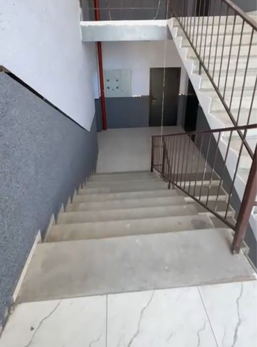 Срочно продам 1 комн.кв на батыс 2