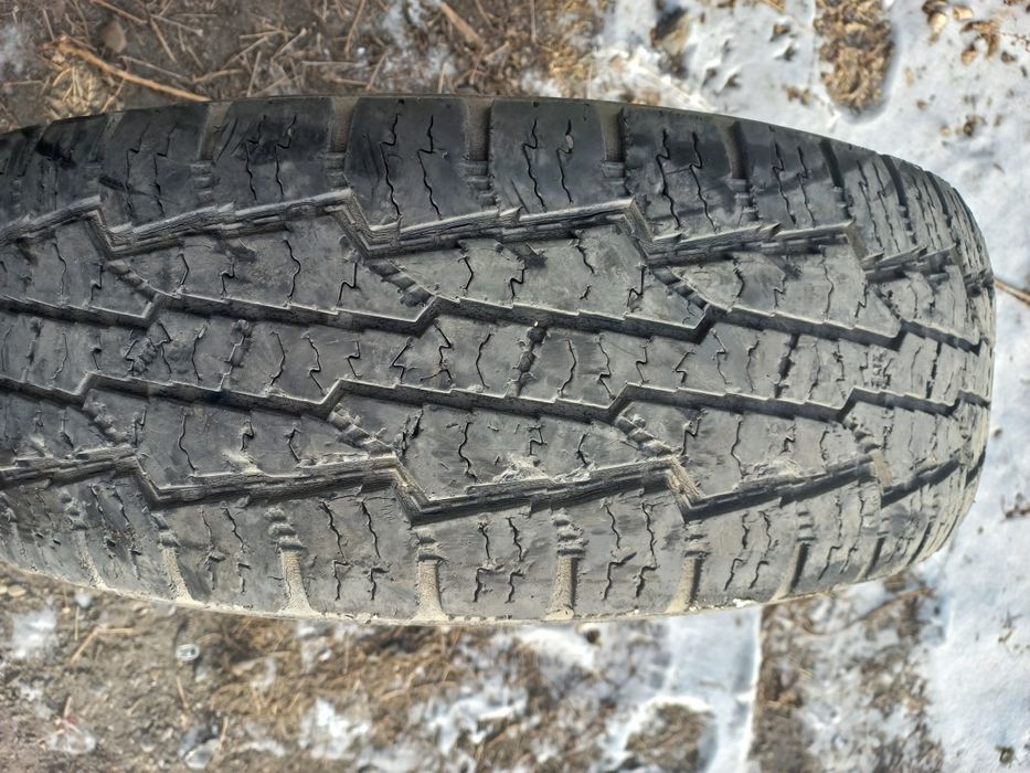 Продам резину на 16