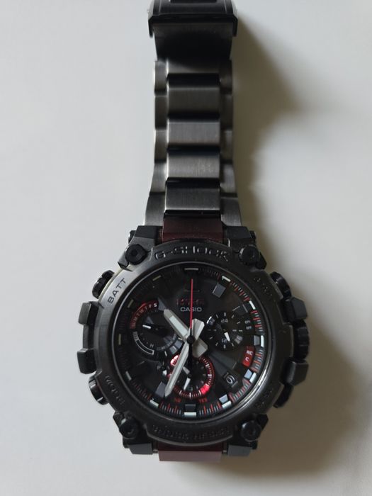 Продам часы CASIO MT-G b3000
