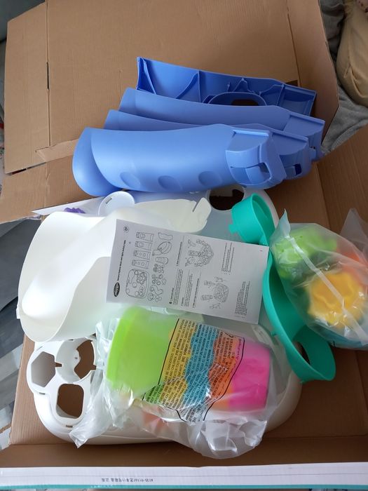 Активна масичка playgro НОВА