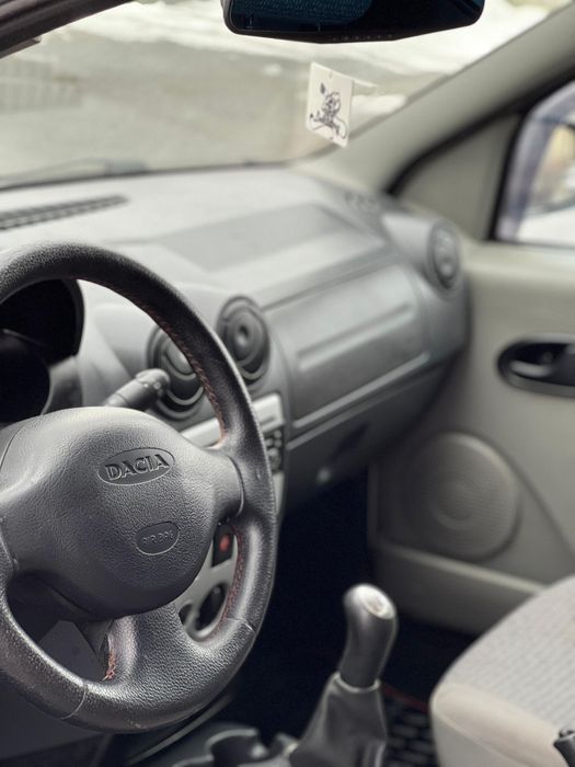 Vând logan mcv 1,5 dci