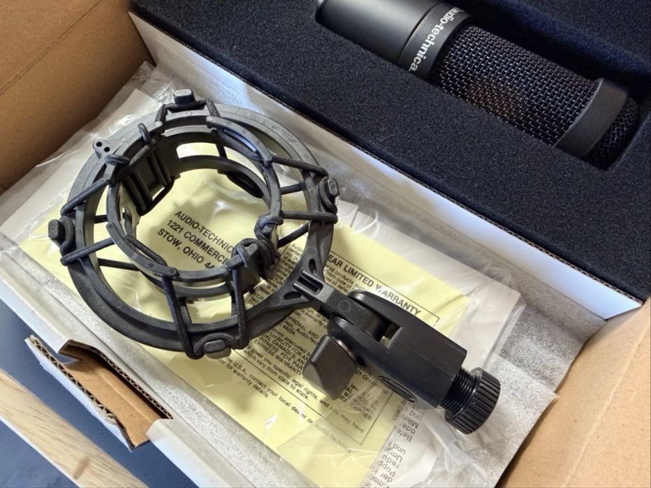 Микрофон Audio-Technica AT2035