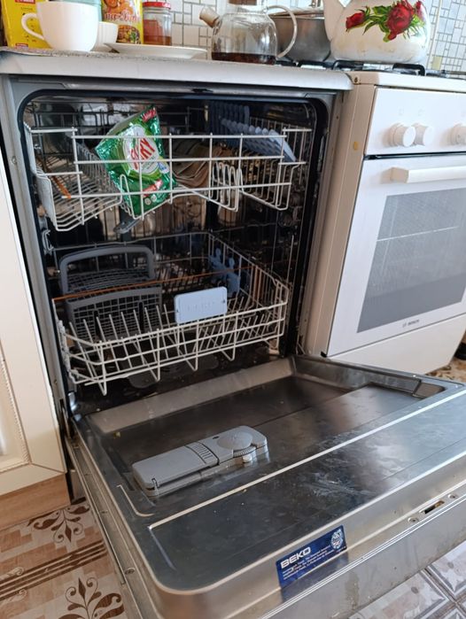 Посудомойная машина