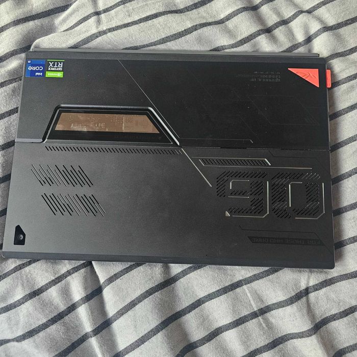 ASUS ROG Flow Z13 - i9-12900H, RTX 3050 Ti, 16GB, 1TB, Гейминг таблет