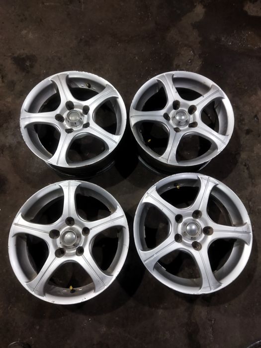 Диски на 15 Тойота Ниссан Митсубиси 5*114.3