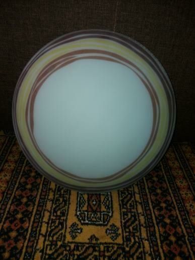 Настенно-потолочный светильник.