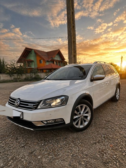VOLKSWAGEN Golf Sportsvan 2017