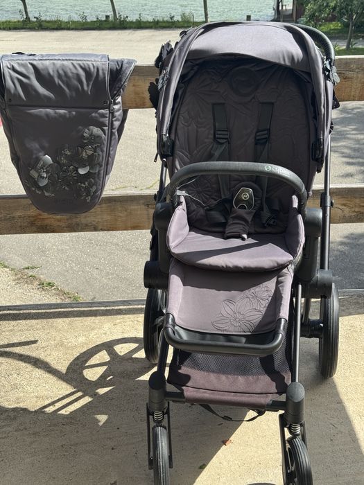 Cybex Priam Simply Flowers Grey 2 în 1