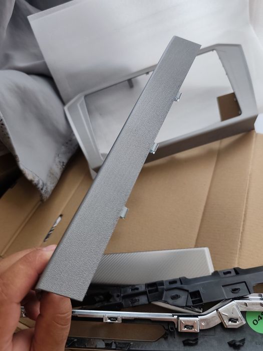 Rama display 8" MIB2 VW Passat B8 / B8.5 / Arteon – Silver – OEM 3GD 858 069 B