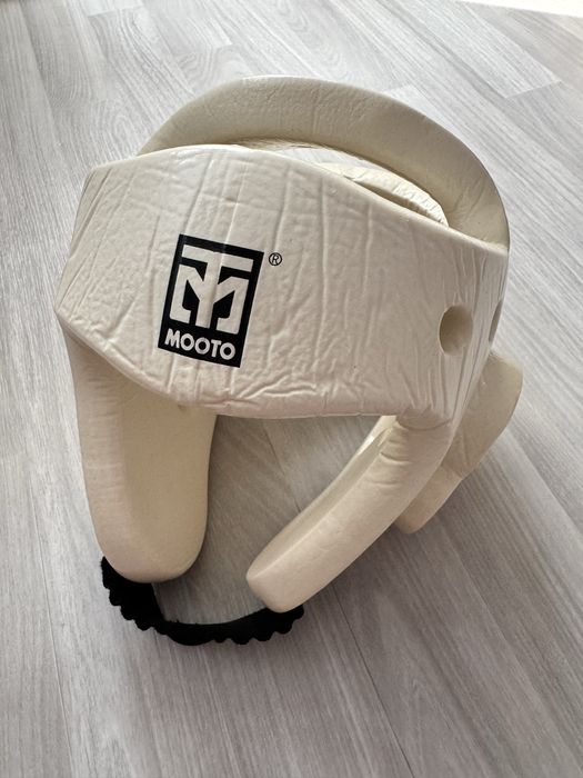 Продам шлем для тэйквондо