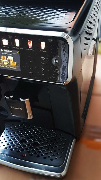 Philips LatteGo EP 5500 sau JURA E60