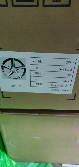 Диски R18 5x114.3 et35