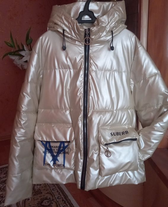 Продам куртку женскую весна/осень