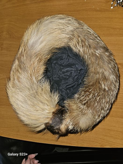 Caciula din blana naturala de vulpe