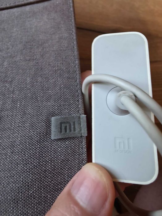 Запазен Xiaomi Mi Notebook Air 13 пълен комплект